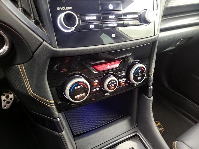 Photo of 2022 Green Subaru Forester