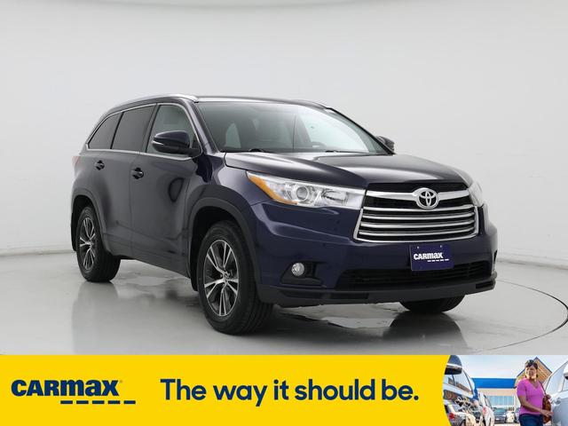 2016 Toyota Highlander