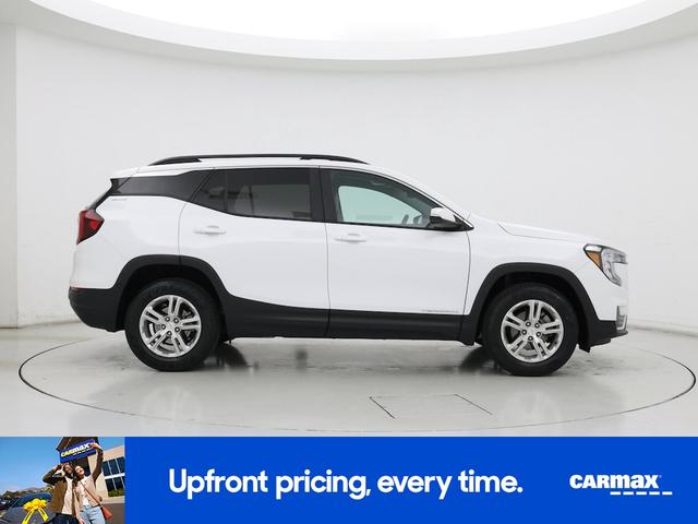 Photo of 2023 White GMC Terrain