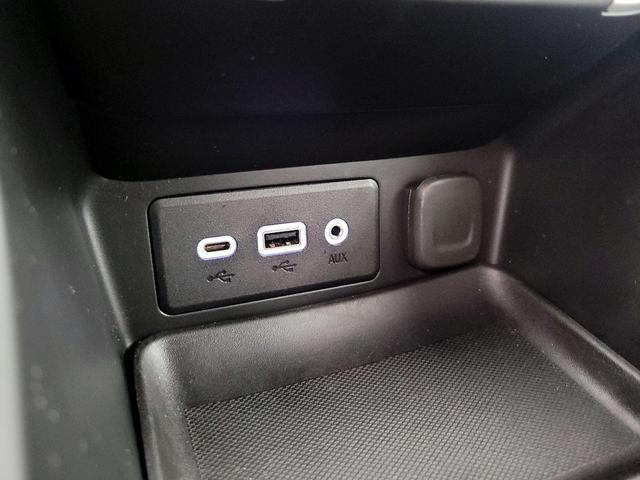 Photo of 2023 White GMC Terrain
