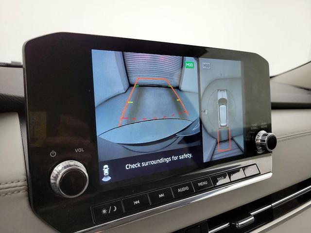 Photo of 2023 Brown Mitsubishi Outlander PHEV