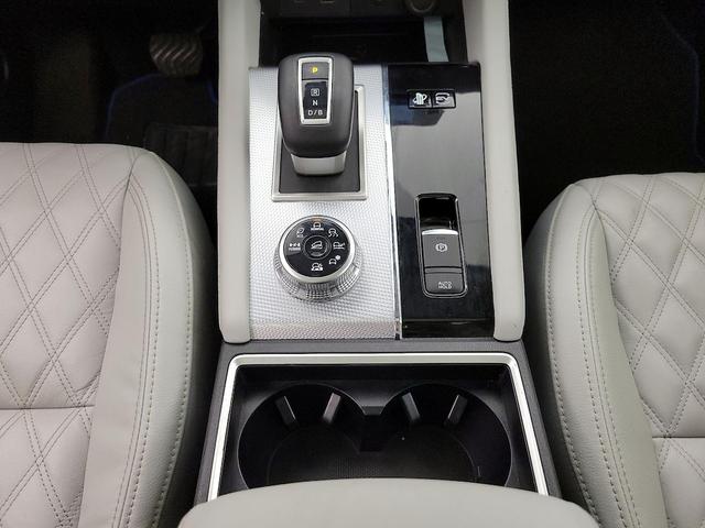 Photo of 2023 Brown Mitsubishi Outlander PHEV
