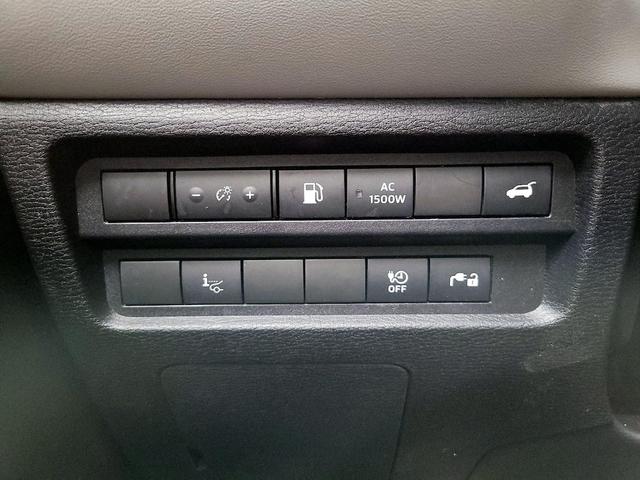 Photo of 2023 Brown Mitsubishi Outlander PHEV