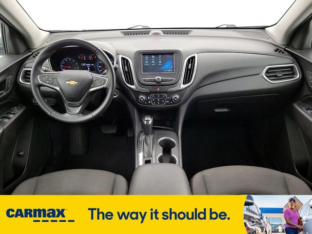 Photo of 2018 Silver Chevrolet Equinox