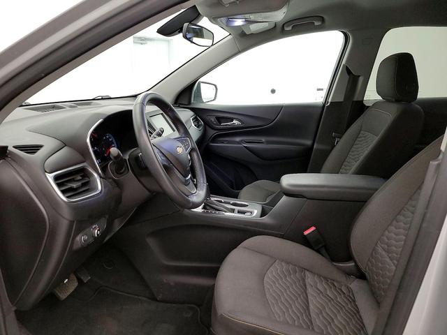 Photo of 2018 Silver Chevrolet Equinox