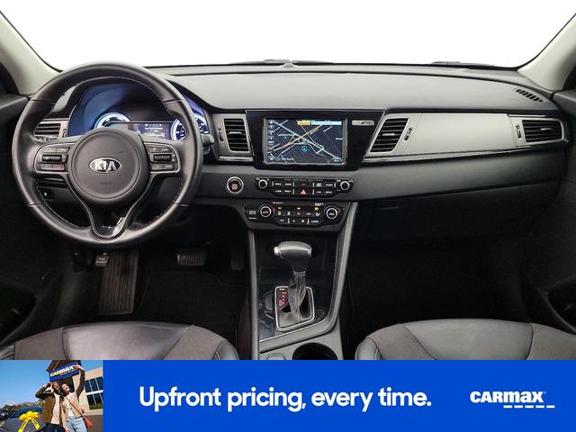 Photo of 2018 Gray Kia Niro