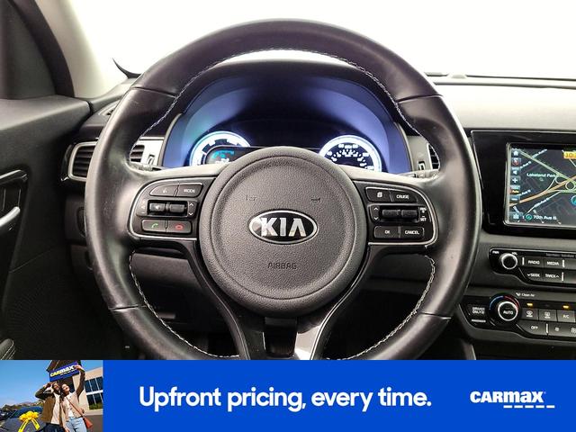 Photo of 2018 Gray Kia Niro