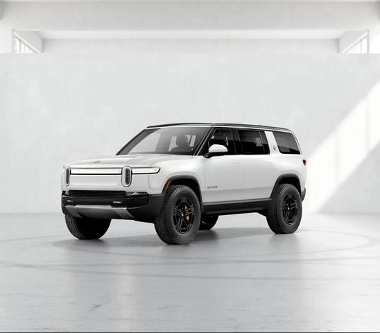 Photo of 2023 Glacier White Rivian R1S