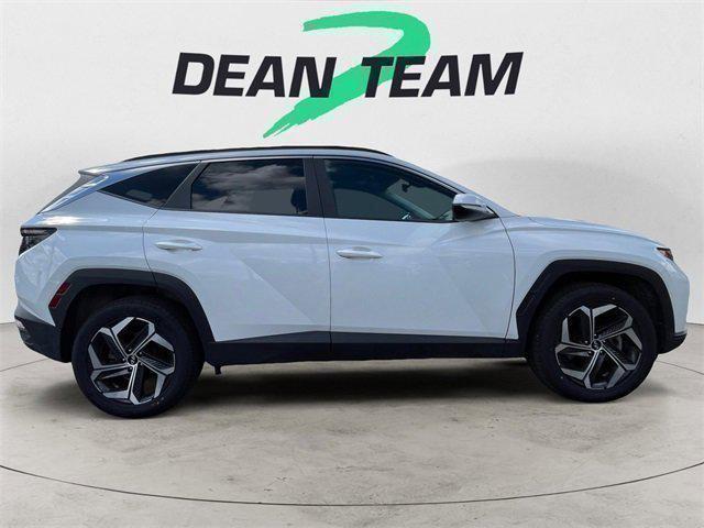 Photo of 2022 Quartz White Hyundai TUCSON