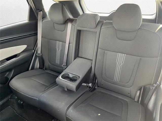 Photo of 2022 Quartz White Hyundai TUCSON