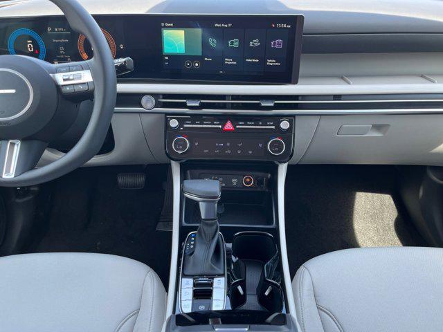 Photo of 2026 Shimmering Silver Hyundai TUCSON