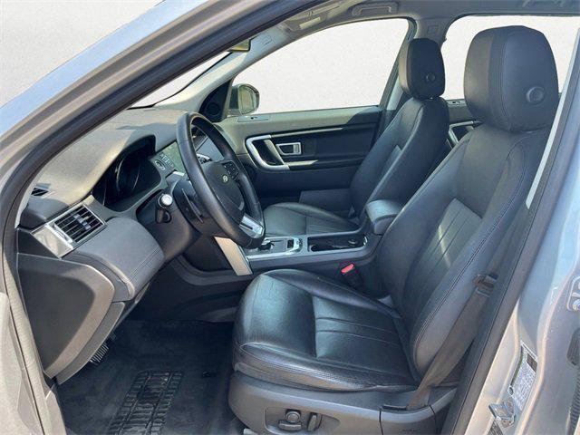 Photo of 2019 Indus Silver Metallic Land Rover Discovery Sport