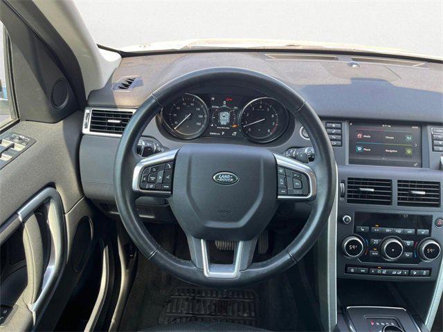 Photo of 2019 Indus Silver Metallic Land Rover Discovery Sport