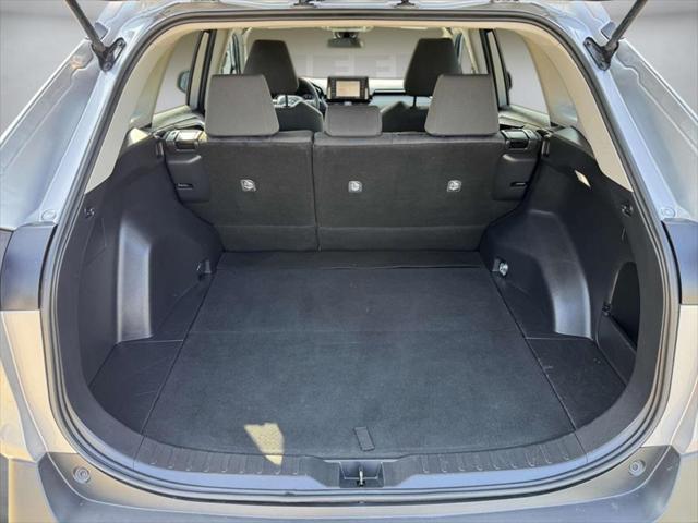Photo of 2022 Silver Sky Metallic Toyota RAV4