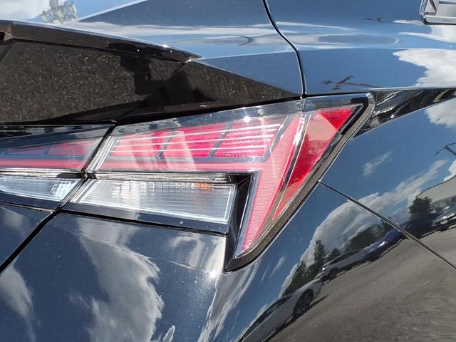 Photo of 2025 Abyss Black Hyundai ELANTRA
