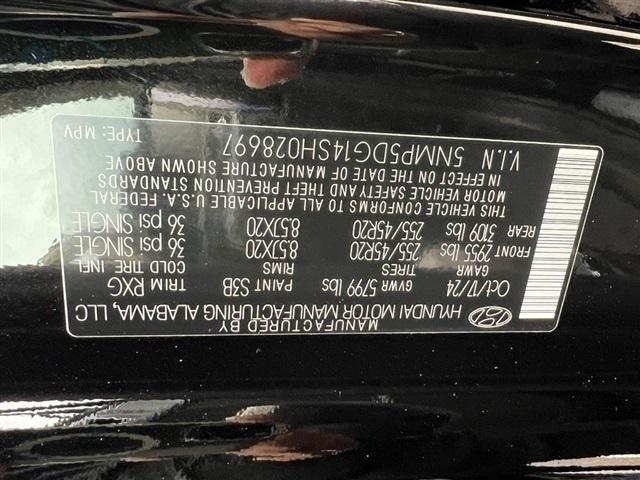Photo of 2025 Phantom Black Hyundai SANTA FE HEV
