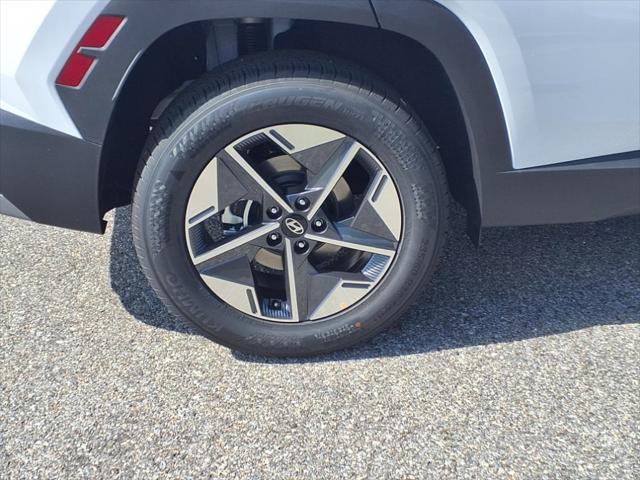Photo of 2025 Serenity White Pearl Hyundai TUCSON