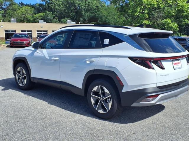 Photo of 2025 Serenity White Pearl Hyundai TUCSON