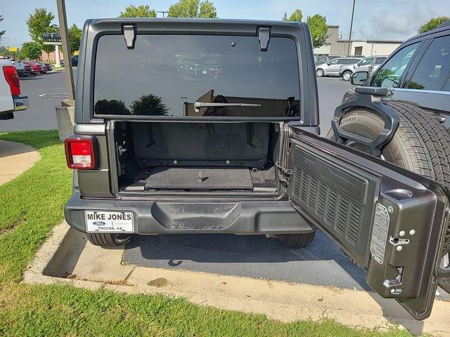 Photo of 2021 Granite Crystal Clearcoat Metallic Jeep Wrangler