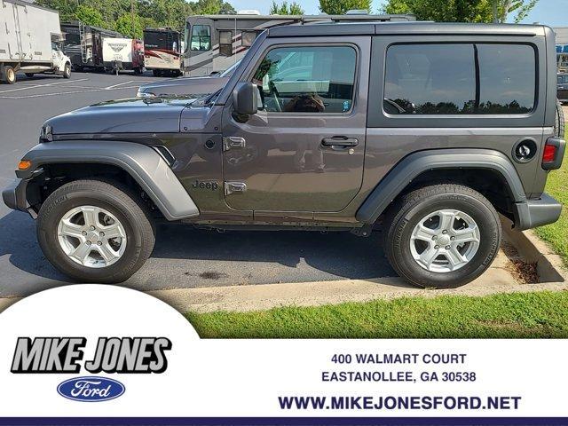 Photo of 2021 Granite Crystal Clearcoat Metallic Jeep Wrangler