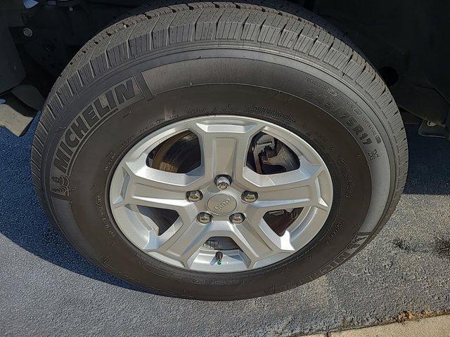 Photo of 2021 Granite Crystal Clearcoat Metallic Jeep Wrangler