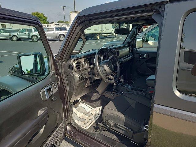 Photo of 2021 Granite Crystal Clearcoat Metallic Jeep Wrangler