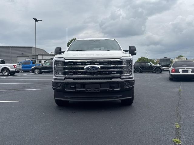 Photo of 2025 Star White Ford F-350