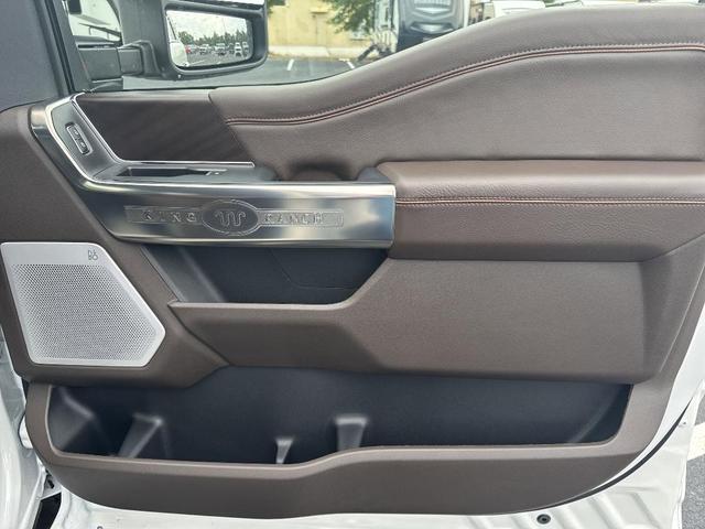 Photo of 2025 Star White Ford F-350