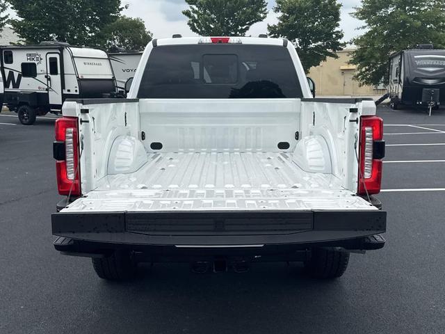 Photo of 2025 Star White Ford F-350