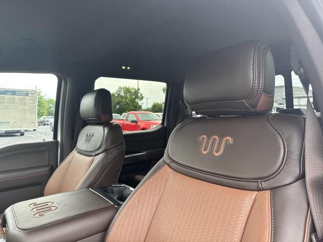 Photo of 2025 Star White Ford F-350
