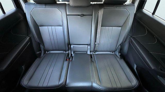 Photo of 2024 Deep Black Pearl Effect Volkswagen Tiguan