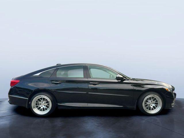Photo of 2018 Black Honda Accord