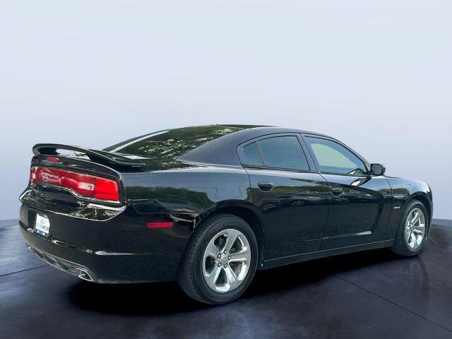 Photo of 2014 Black Dodge Charger