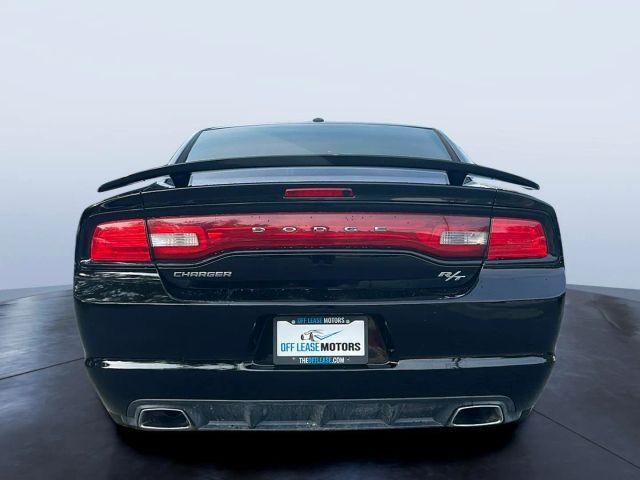 Photo of 2014 Black Dodge Charger