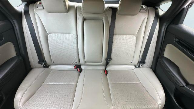 Photo of 2022 White Honda Civic