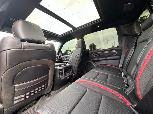 Photo of 2024 Diamond Black Crystal Pearlcoat RAM 1500
