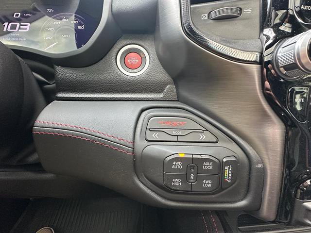 Photo of 2024 Diamond Black Crystal Pearlcoat RAM 1500