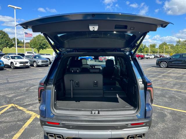 Photo of 2026 Lakeshore Blue Metallic Chevrolet Traverse