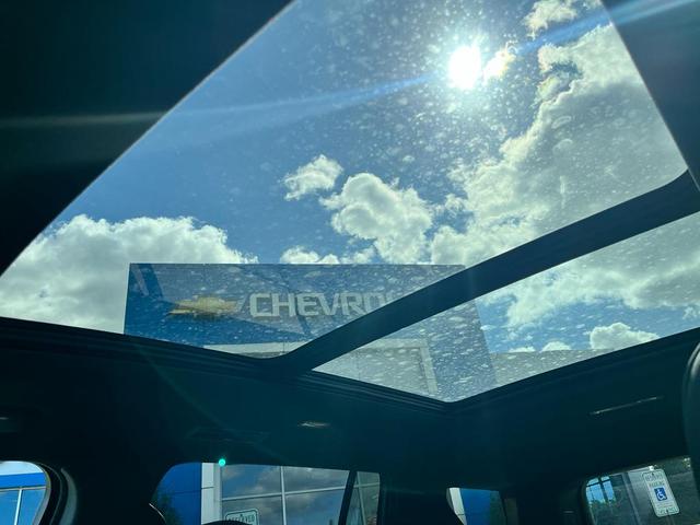 Photo of 2026 Lakeshore Blue Metallic Chevrolet Traverse
