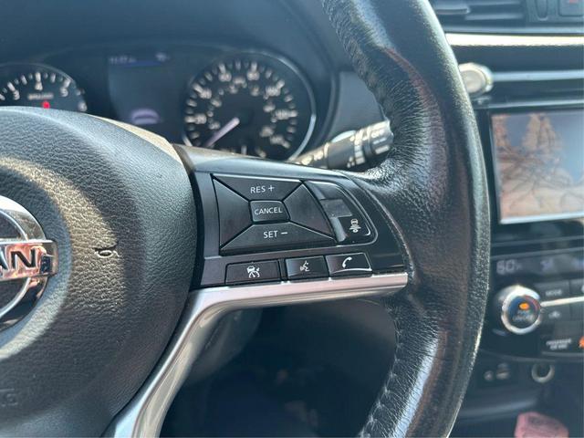 Photo of 2018 Brilliant Silver Nissan Rogue
