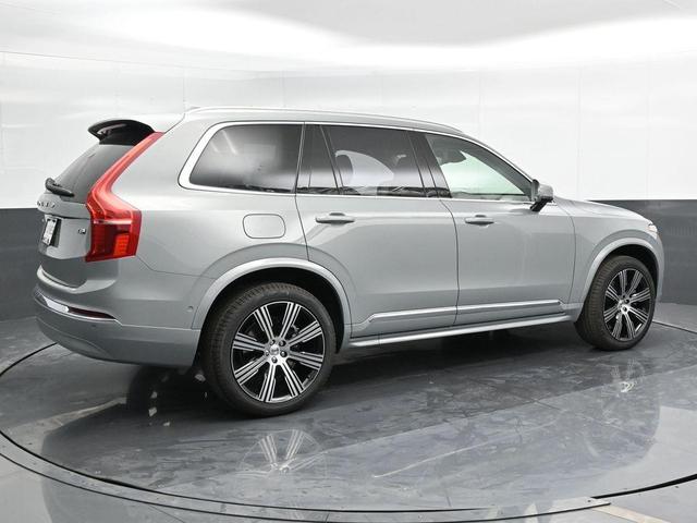Photo of 2025 Metallic Volvo XC90 Plug-In Hybrid