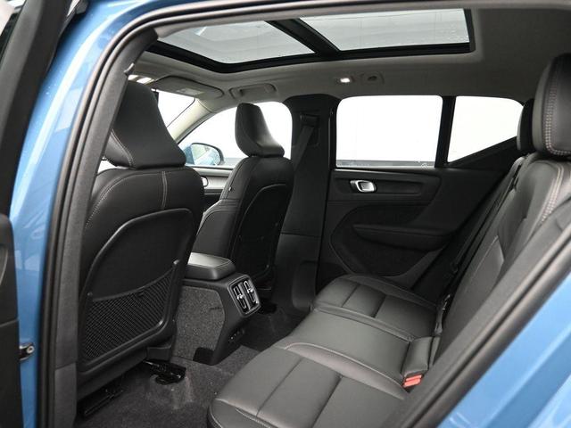 Photo of 2025 Fjord Blue Metallic Volvo XC40