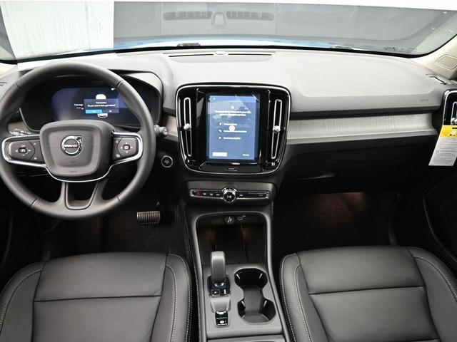 Photo of 2025 Fjord Blue Metallic Volvo XC40