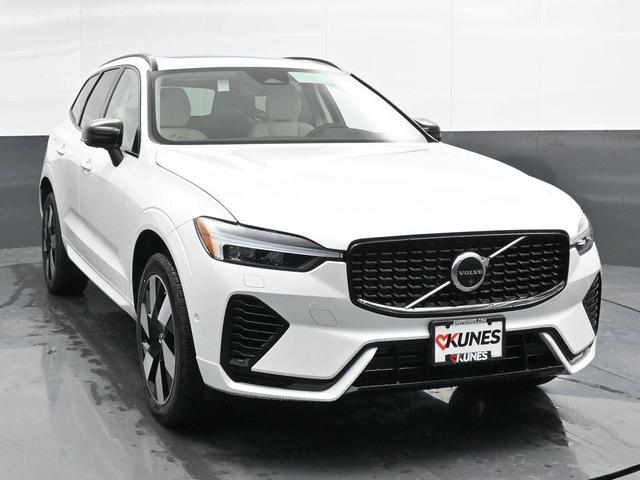 Photo of 2025 Crystal White Metallic Volvo XC60 Plug-In Hybrid