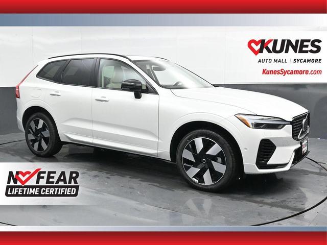 Photo of 2025 Crystal White Metallic Volvo XC60 Plug-In Hybrid