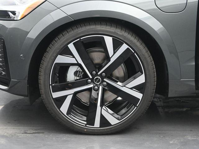 Photo of 2026 Forest Green Volvo XC60