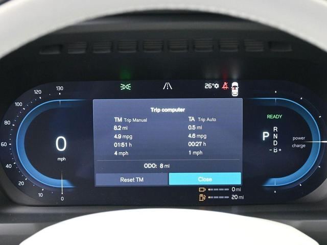 Photo of 2025 Crystal White Metallic Volvo XC90 Plug-In Hybrid