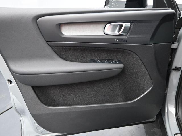 Photo of 2026 4000 / 0000 Volvo XC40