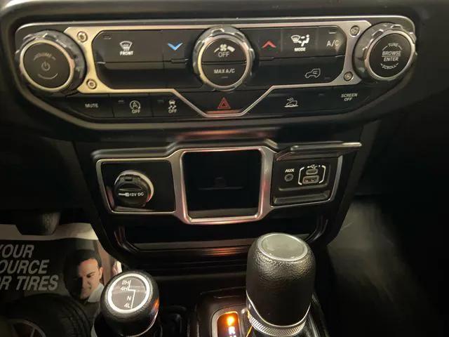 Photo of 2022 Black Clearcoat Jeep Wrangler Unlimited
