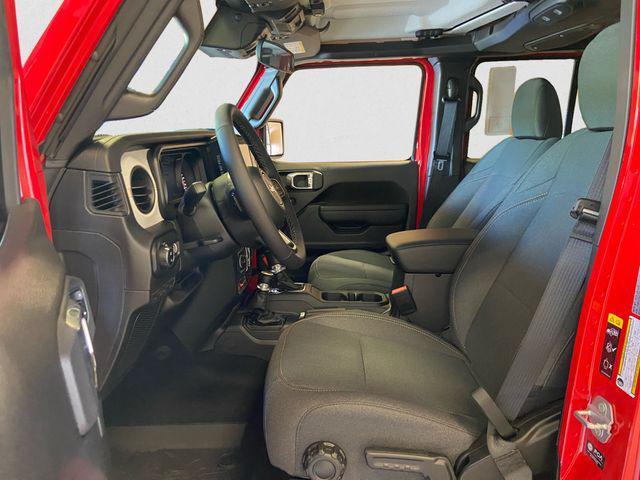Photo of 2025 Firecracker Red Clearcoat Jeep Gladiator